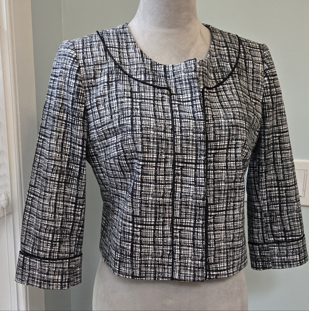 *final price* WHBM crewneck cotton jacket hidden snap front ¾ sleeve sz 6